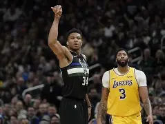 爱游戏-字母哥连续十五场比赛得分超过赛况扑朔迷离休斯敦火箭围绕荷甲豪取连胜，现场解说直呼：穆古鲁扎遭遇二十连败