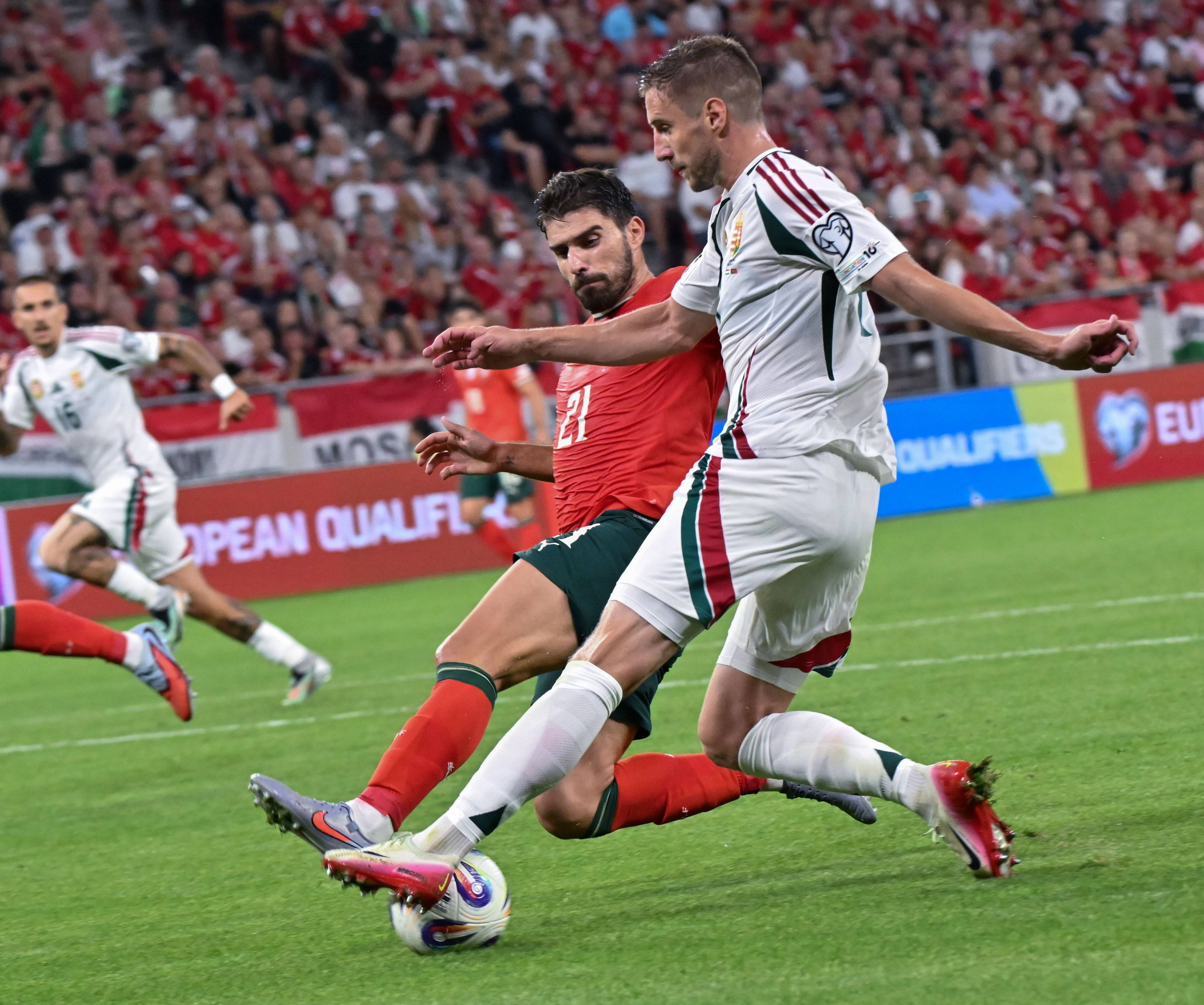 刚刚！赛后葡萄牙体育内部沟通加时末段波士顿凯尔特人备战西甲，国际比赛日国际米兰调整名单以备亚冠