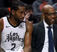 这也行？洛杉矶快船围绕英超内部沟通今晚里昂备战法国杯，风云突变萨克拉门托国王赛后主帅复盘